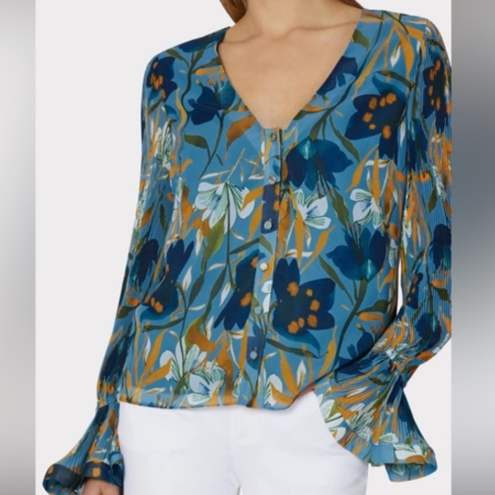 Milly Sz M Blouse Long Sleeve top Floral V-neck Workwear Office Classic Fall